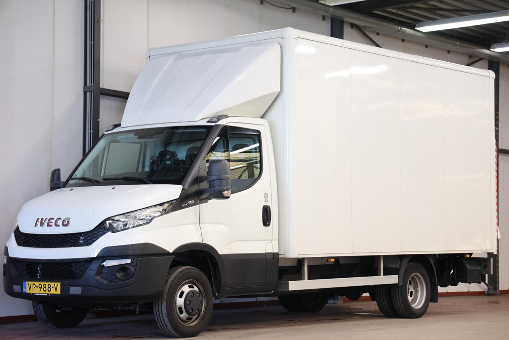 Iveco Daily 40C15V 3.0 BAKWAGEN MET LAADKLEP EN TREKHAAK