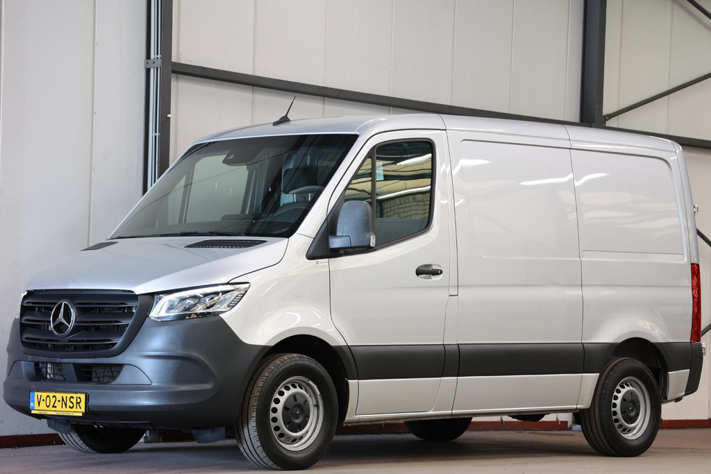 Mercedes-Benz Sprinter 317 L1H1 170PK 2000KG TREKVERMOGEN 2021