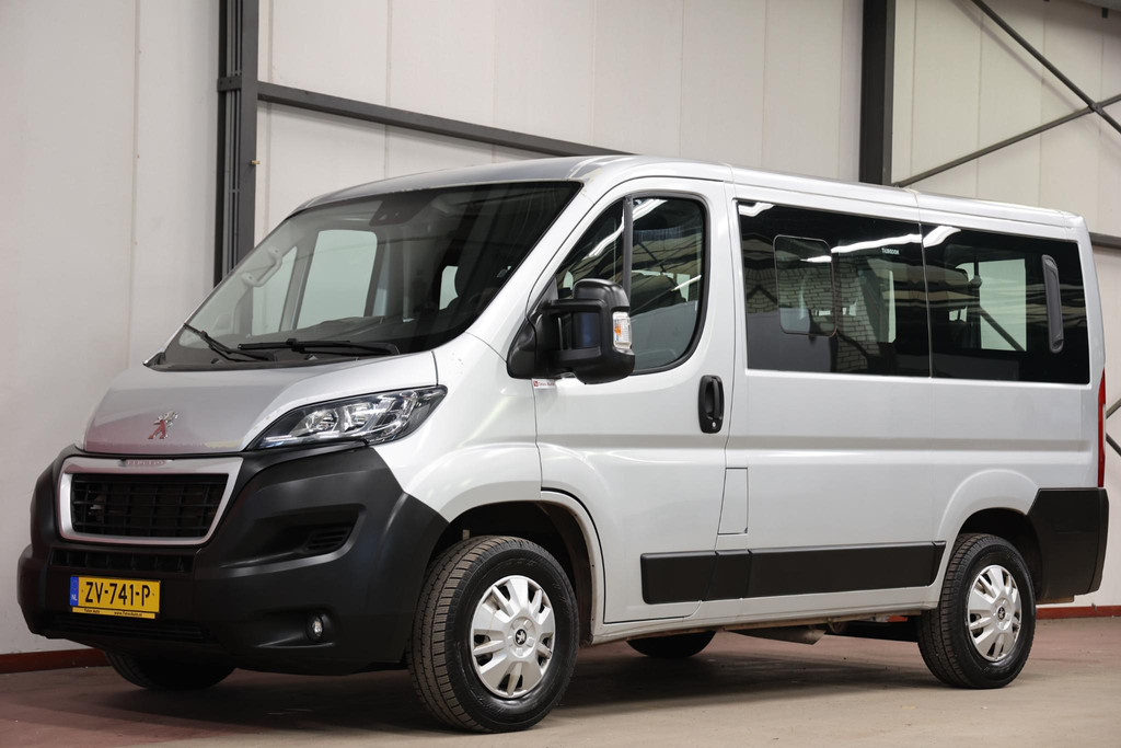 Peugeot Boxer 2.2 BlueHDI 9 míst Přeprava osob 2019