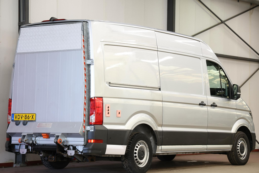 Volkswagen Crafter 2.0 TDI AUTOMAAT L3H3 LAADKLEP EN TREKHAAK 2020