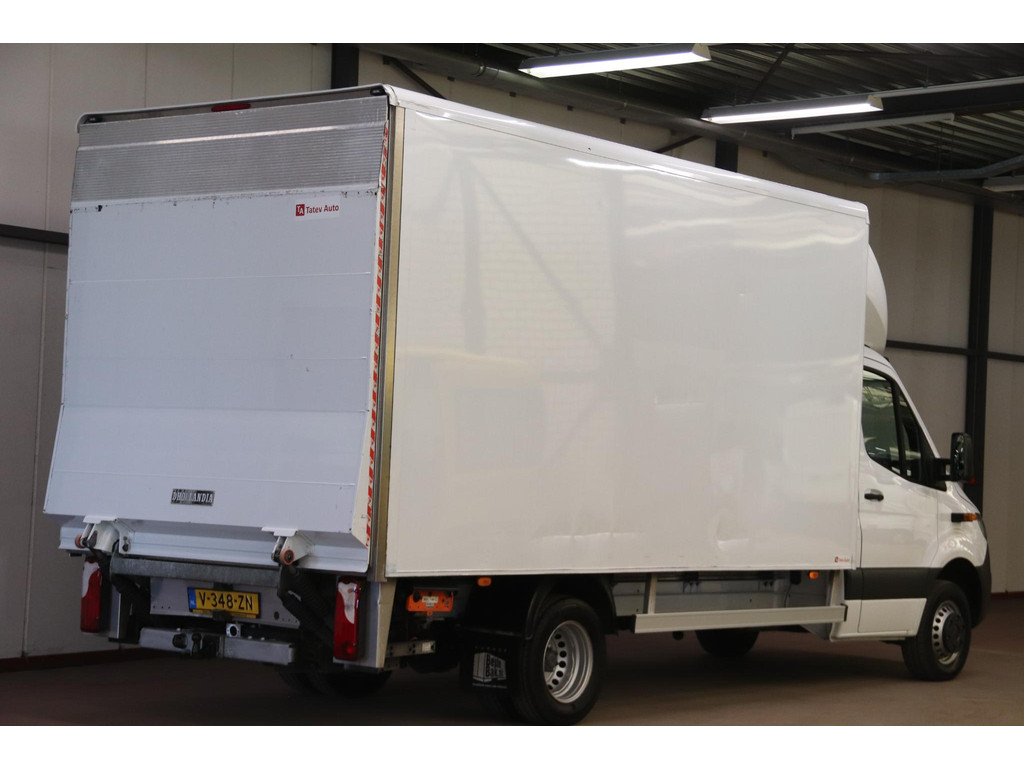 Mercedes-Benz Sprinter 516 2.2 CDI BAKWAGEN 1000KG LAADKLEP EN TREKHAAK